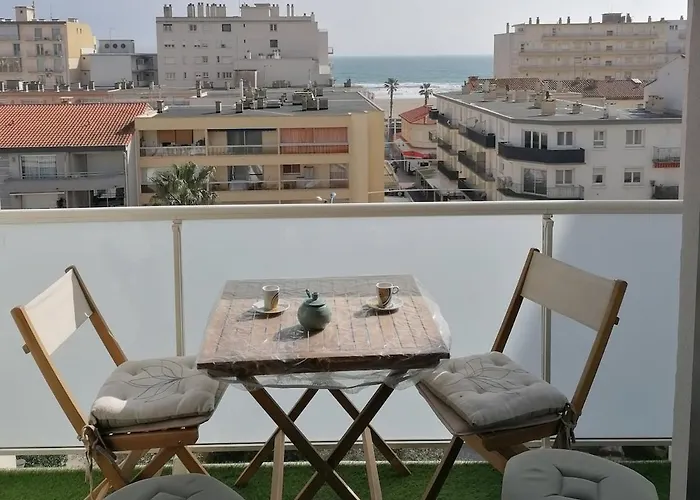 T3 Climatise A 150m De La *